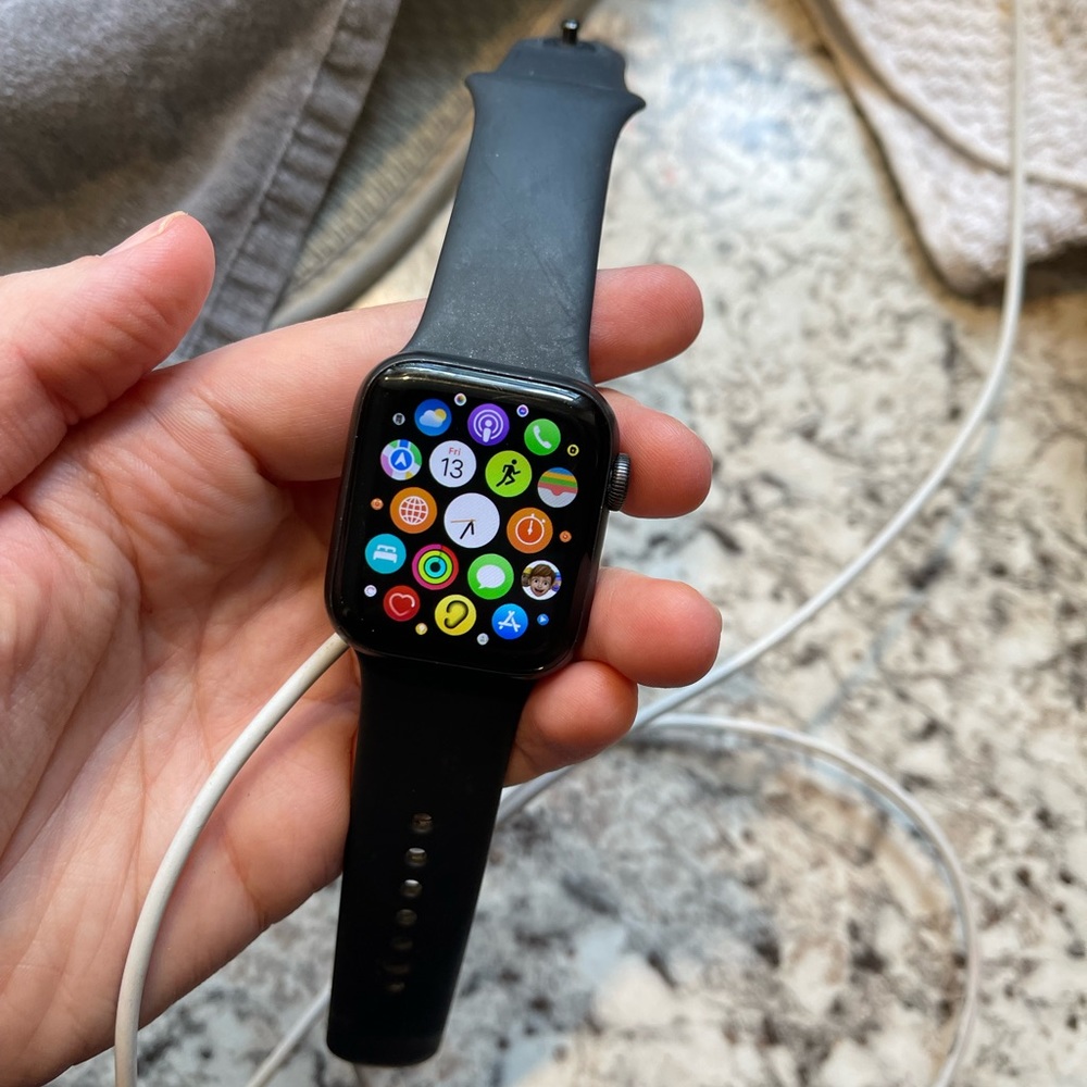 Apple iWatch Series 5, 40 mm